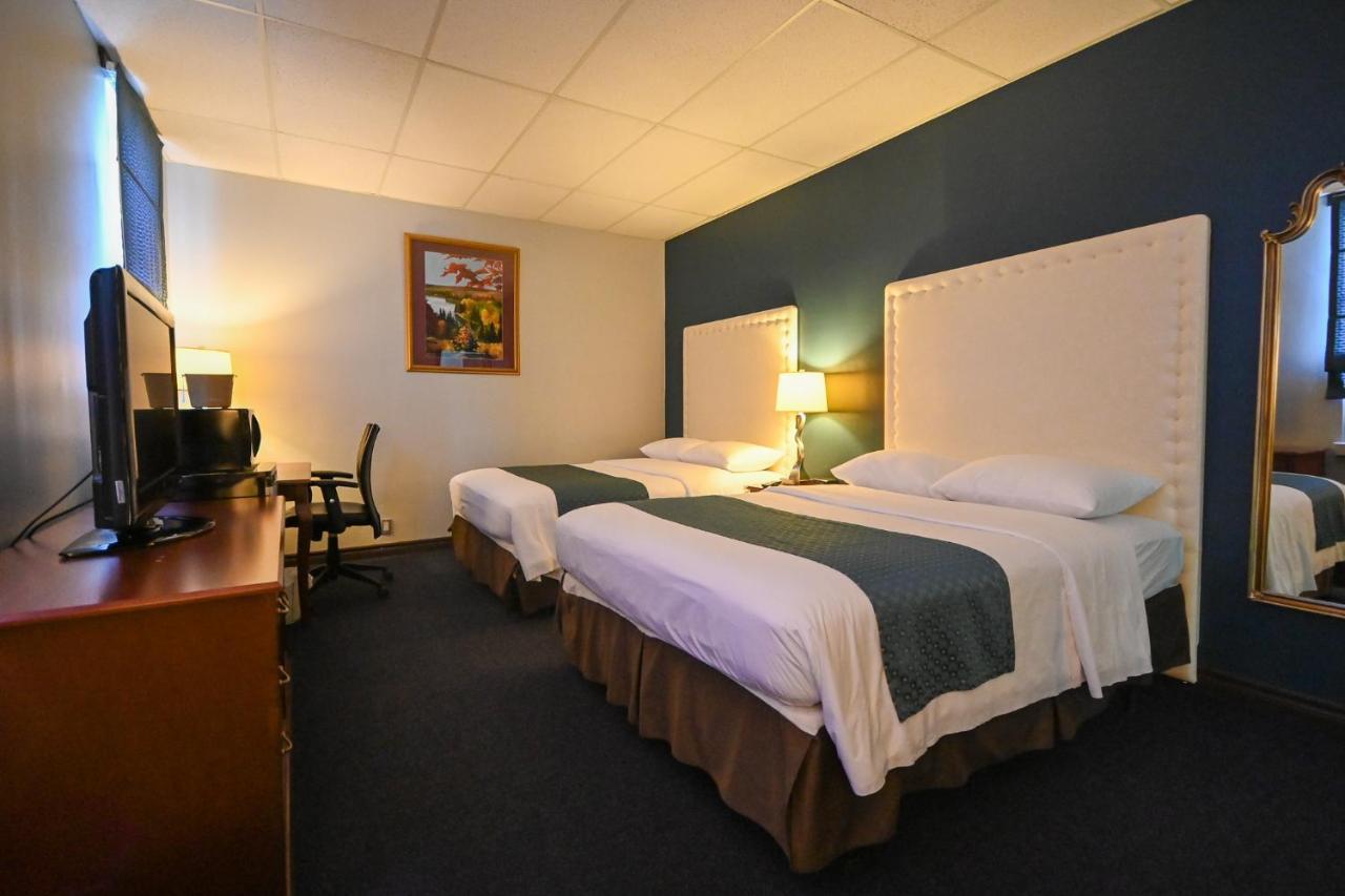 Le Voyageur Inn Mattawa Esterno foto