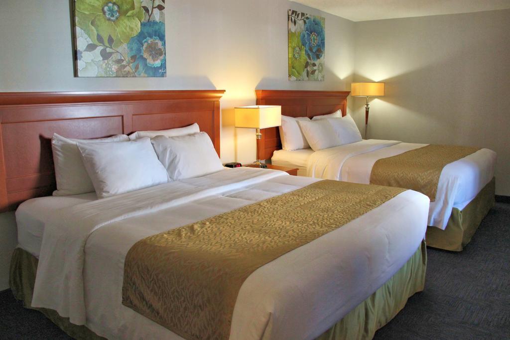 Le Voyageur Inn Mattawa Esterno foto